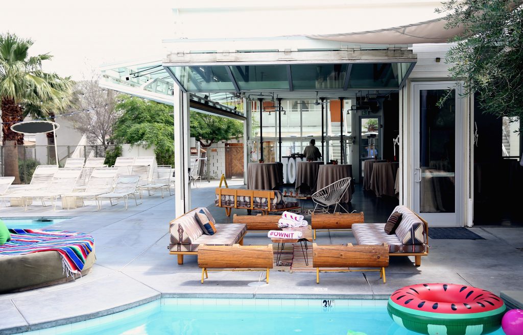 ace hotel palm springs pool bar